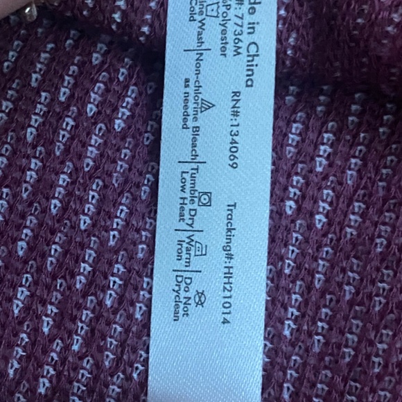 Light burgundy/pinkish cropped mock turtleneck - Picture 3 of 5